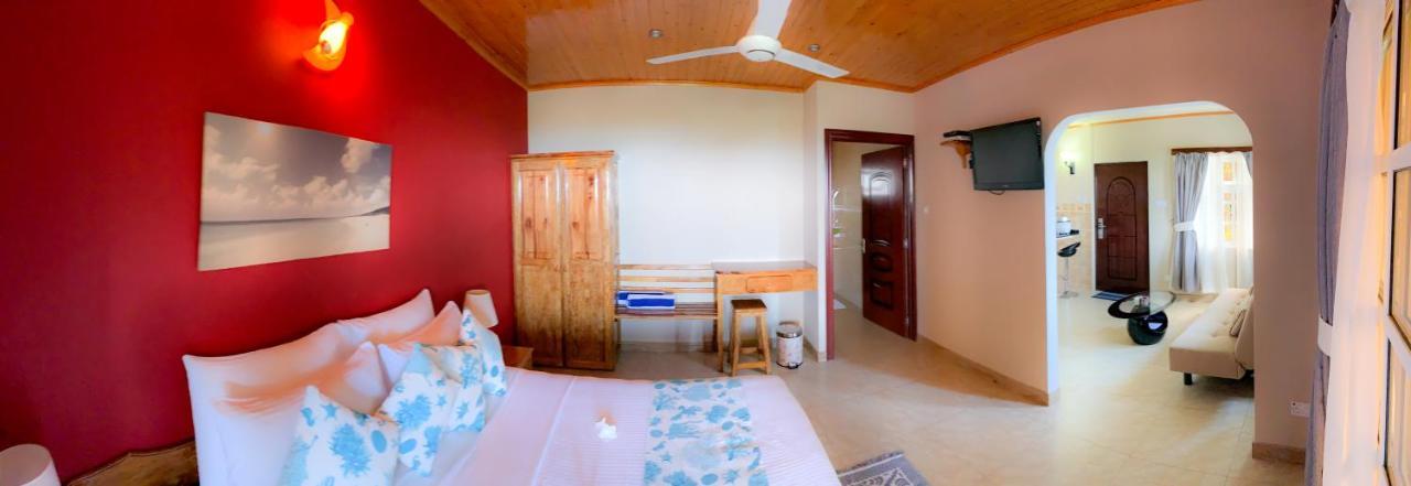 Exotic Guest House อังส์ วอลแบร์ วิลเลจ ภายนอก รูปภาพ