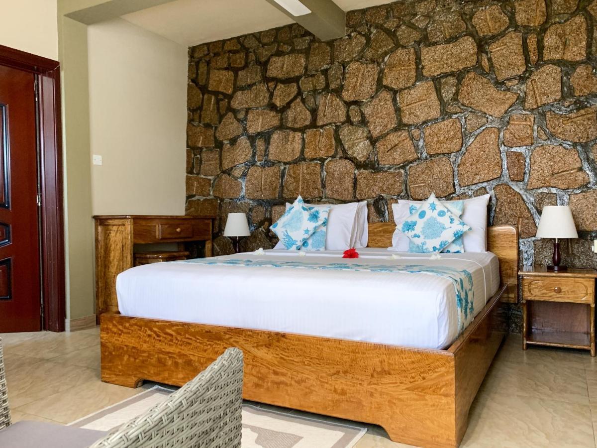 Exotic Guest House อังส์ วอลแบร์ วิลเลจ ภายนอก รูปภาพ