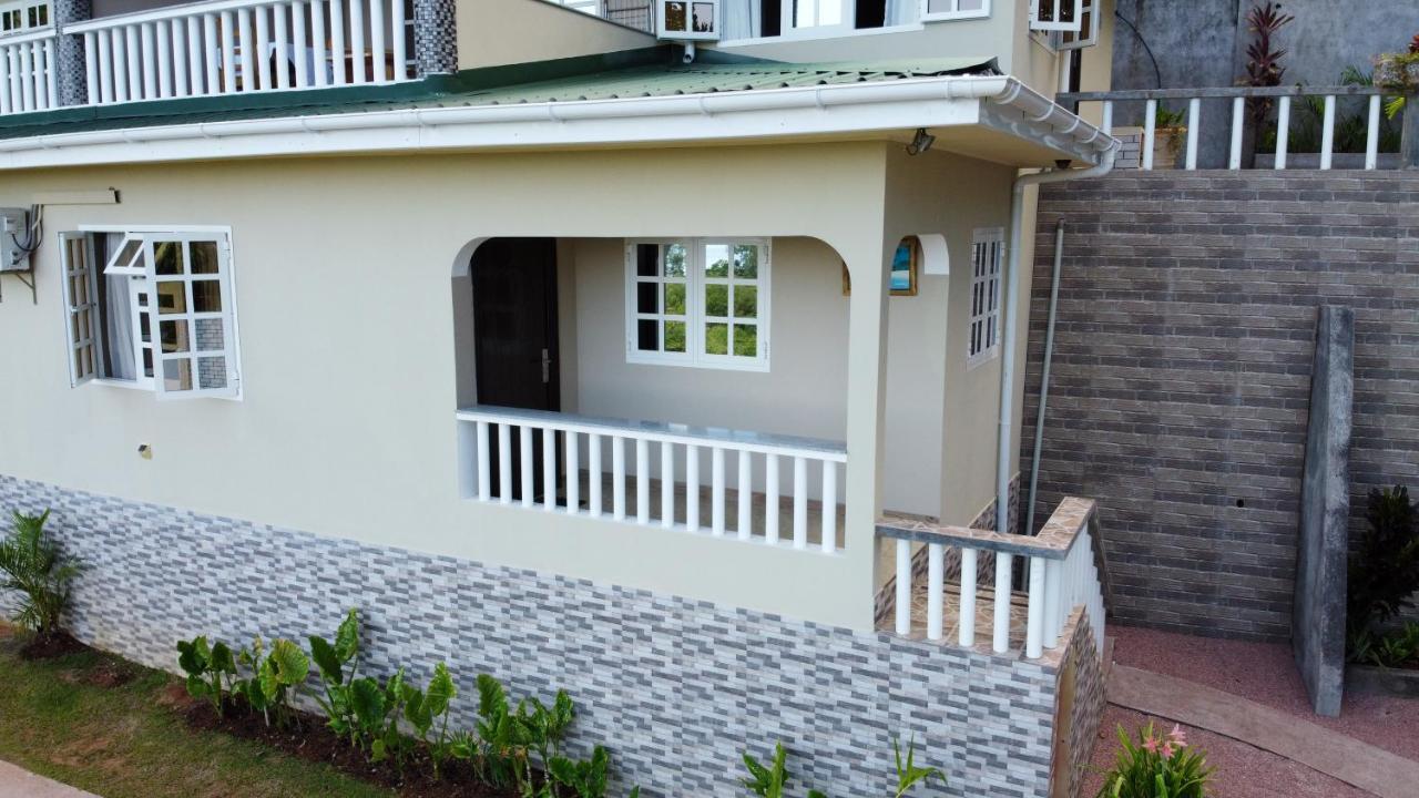 Exotic Guest House อังส์ วอลแบร์ วิลเลจ ภายนอก รูปภาพ