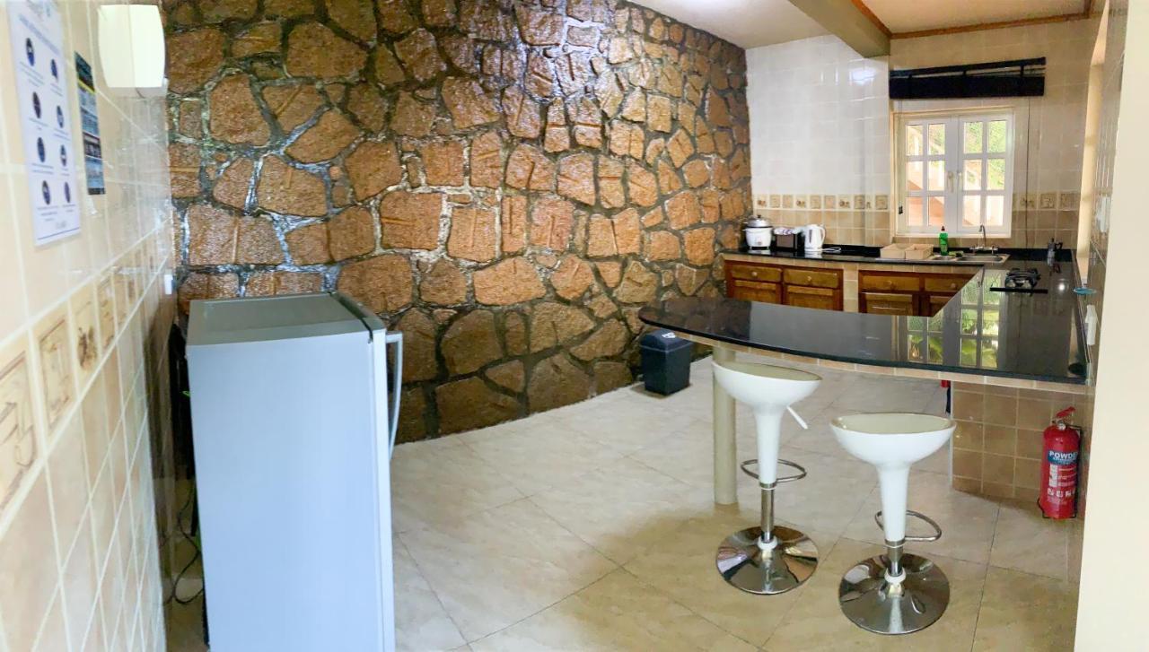 Exotic Guest House อังส์ วอลแบร์ วิลเลจ ภายนอก รูปภาพ