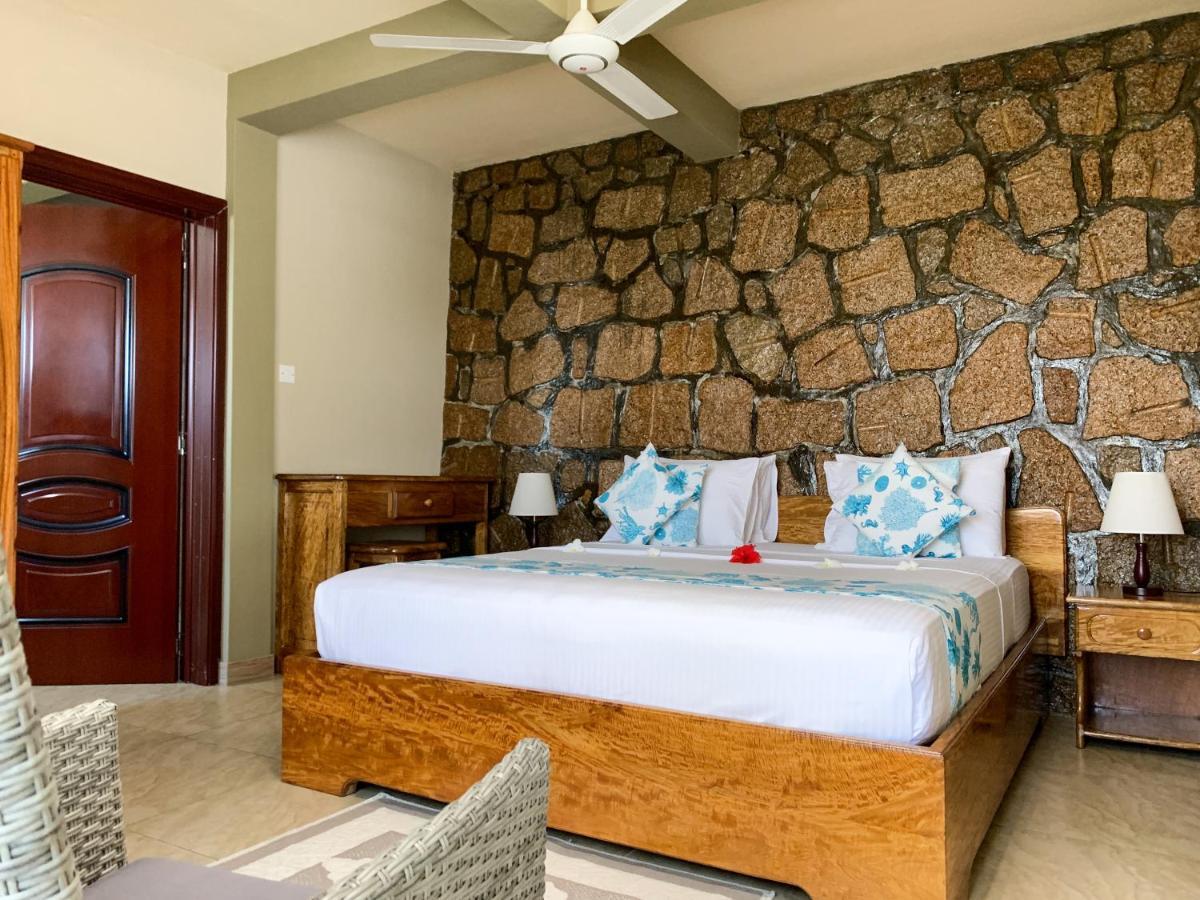 Exotic Guest House อังส์ วอลแบร์ วิลเลจ ภายนอก รูปภาพ