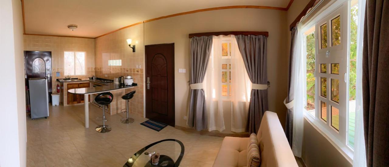 Exotic Guest House อังส์ วอลแบร์ วิลเลจ ภายนอก รูปภาพ
