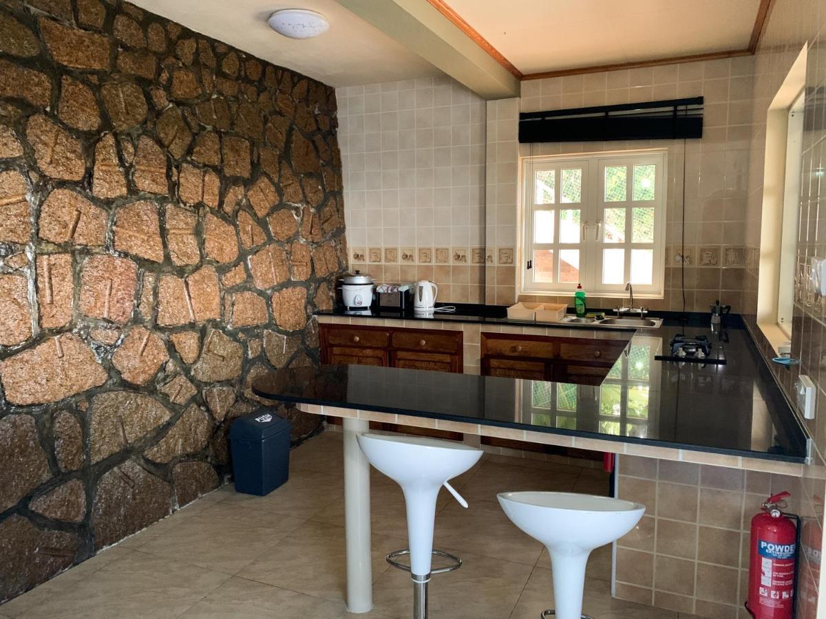 Exotic Guest House อังส์ วอลแบร์ วิลเลจ ภายนอก รูปภาพ